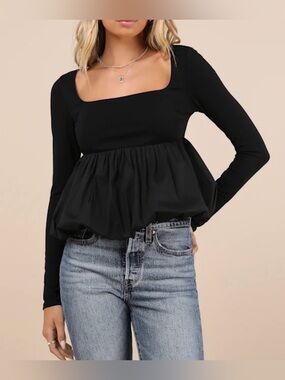Black long sleeve bubble top Small NWT
